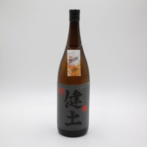 健土　けんど　（1800ml）　牛ノ根蒸留所　入荷しました　奇跡の復活・八木健太郎杜氏のレギュラー焼酎